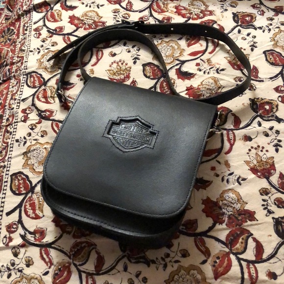 Harley-Davidson Handbags - Harley Davidson Leather crossbody mini handbag